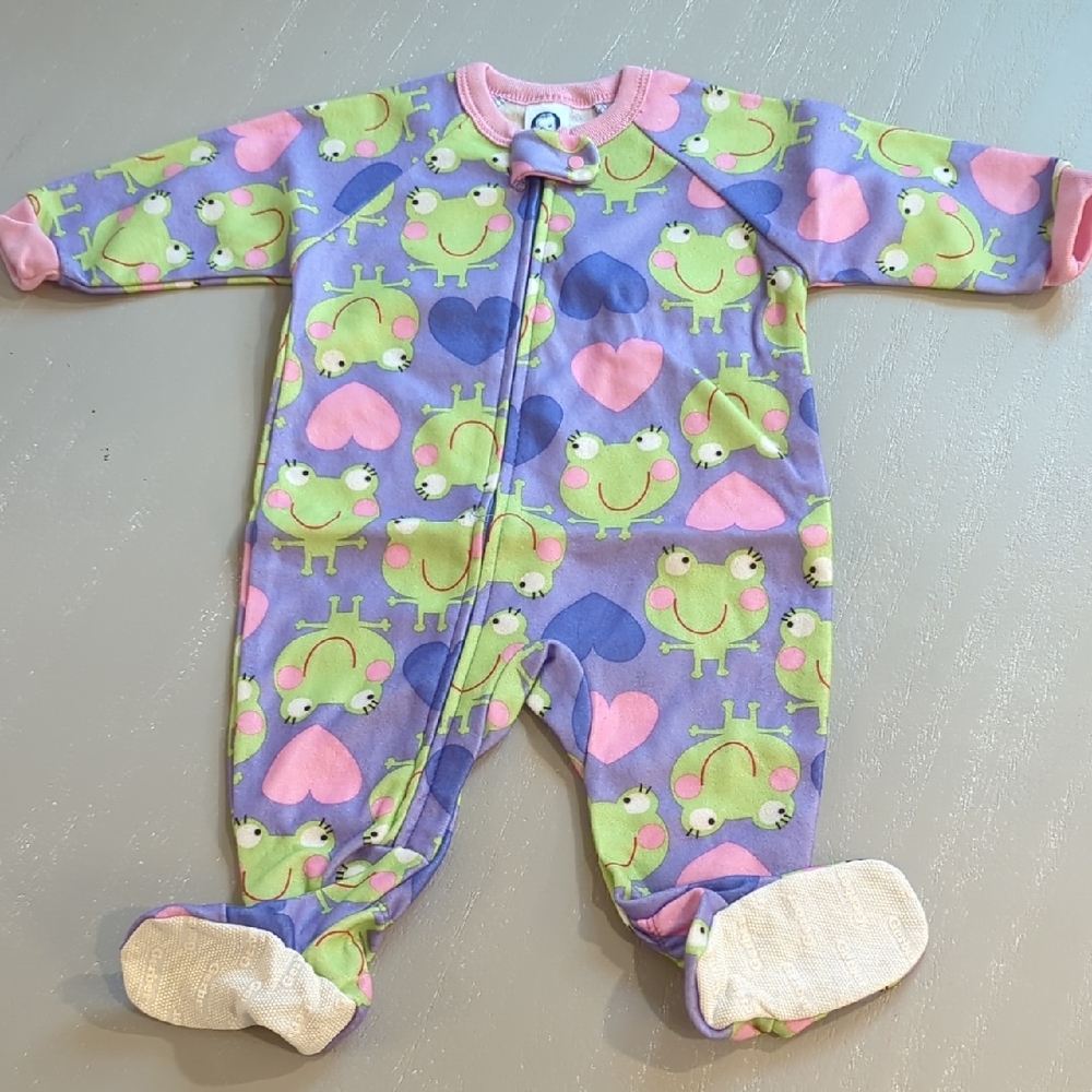 Gerber‎ Footie Pajamas Frog Hearts Purple 12M